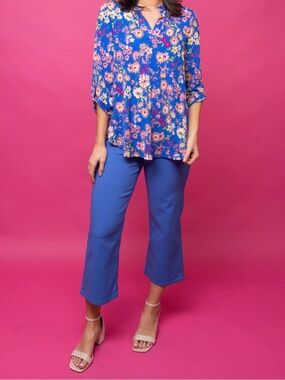 High-Rise Wide-Leg Jeans in Cobalt Blue
